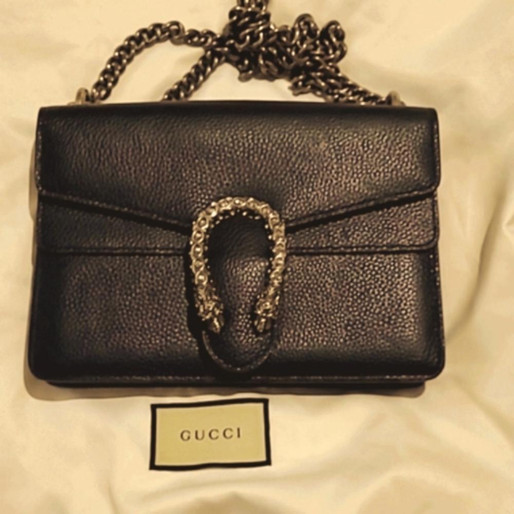 GUCCI Pebbled Calfskin  Dionysus Shoulder Bag Black new bag  Authentic